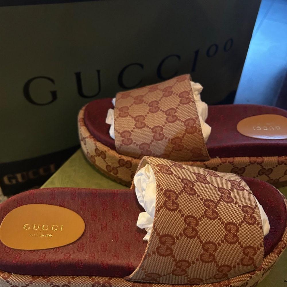 Gucci platforms - Picture 2 of 4